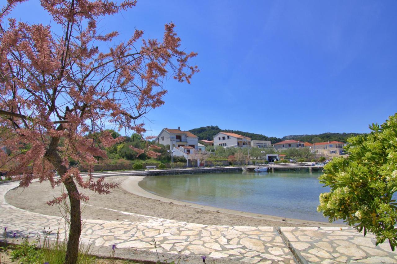 Sunshine Place By The Beach Lukoran Екстер'єр фото